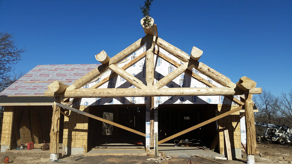 Round Log King Post Truss 4/12-8/12 Pitch